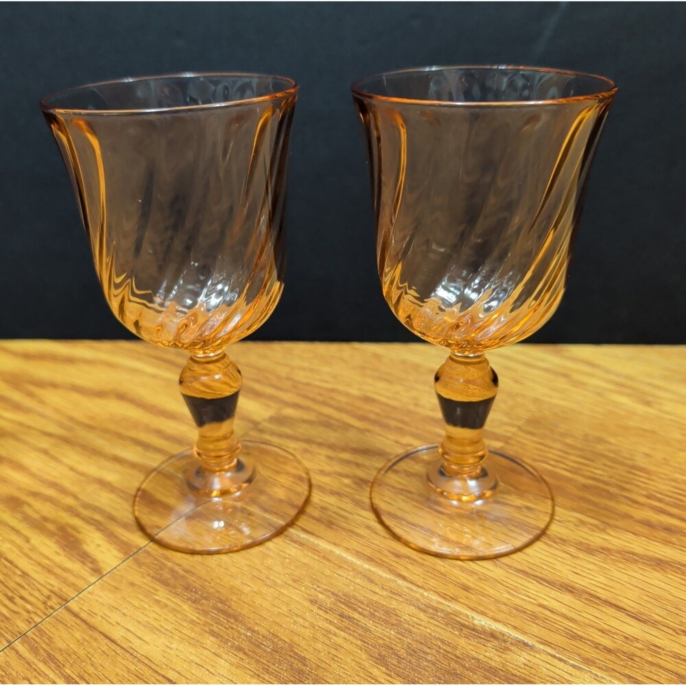 Lot of Two Rosaline Pink Swirl Wine Goblet Glass 5-3/4" From France Arcoroc